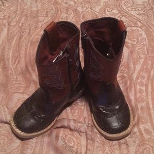 Kids boots